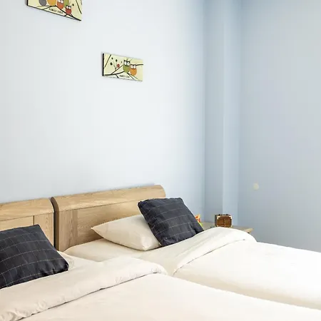 Апартаменты Sunrise T2 - By Smarthomes *