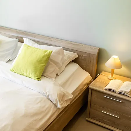 Sunrise T2 - By Smarthomes Appartement